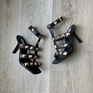 Black Steve Madden Heel